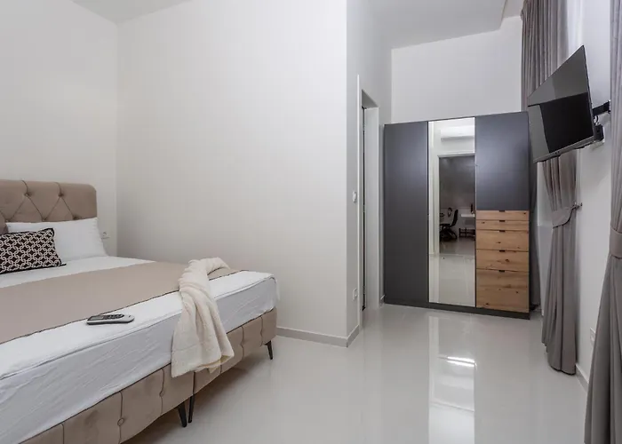 In With Kitchen Apartman