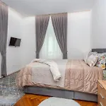 2 Bedroom Lovely In Opatija