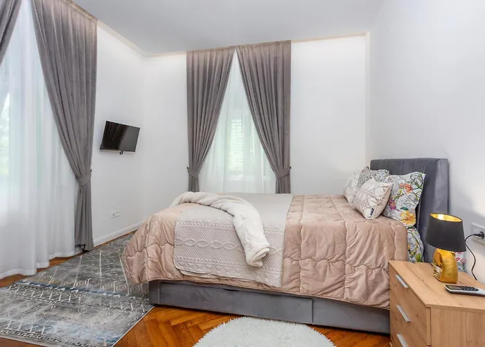 In With Kitchen Opatija